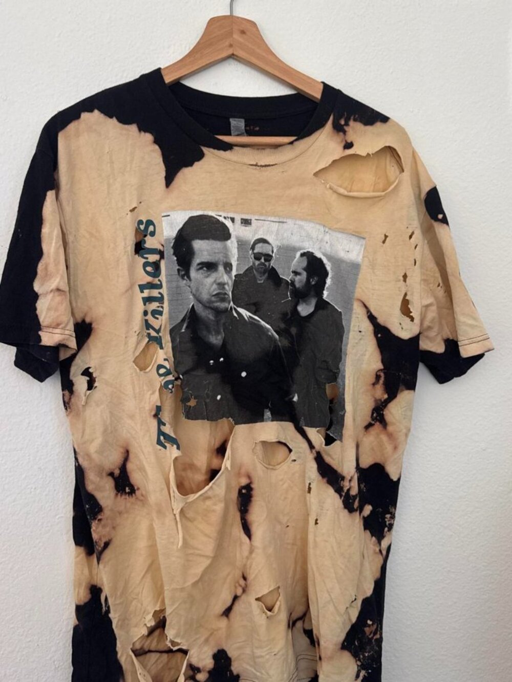 Vintage The Killers black and beige bleach tie-dye cotton t-shirt with graphic